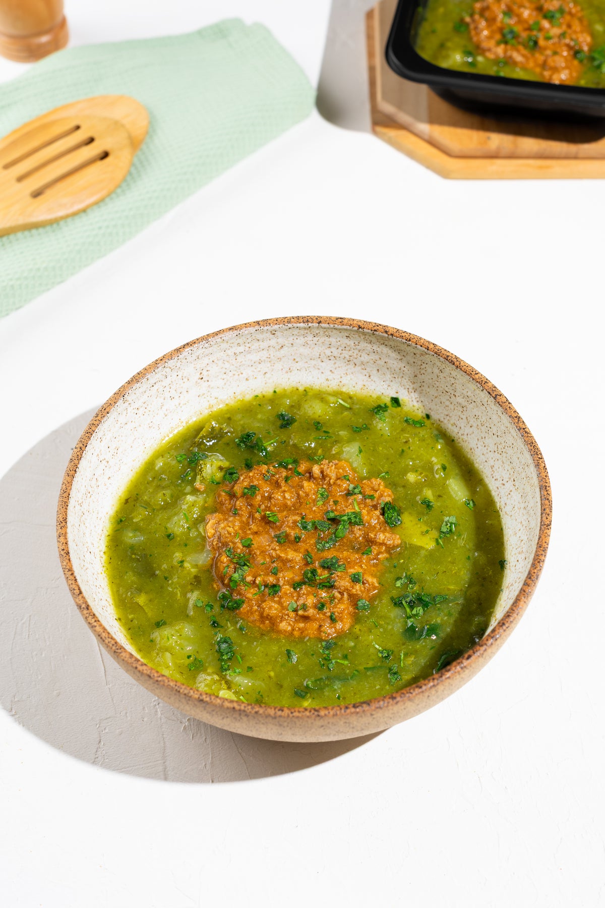 Caldo verde com carne moída