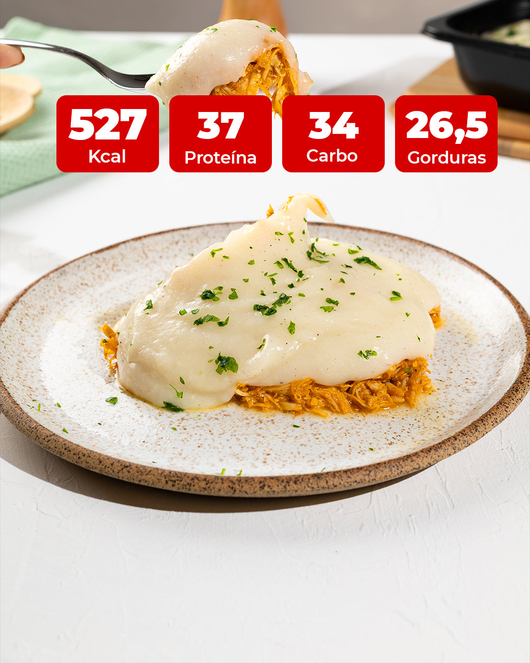 Escondidinho de aipim com frango desfiado